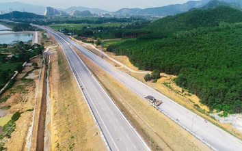 Thủ tướng yêu cầu đẩy nhanh tiến độ các dự án đường cao tốc tại khu vực phía Bắc
