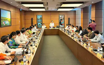 Đại biểu đề xuất làm rõ quy định cấm kinh doanh "bóng cười" để tăng tính khả thi