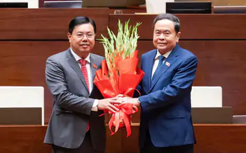 Quốc hội phê chuẩn bổ nhiệm ông Nguyễn Tiến Hải giữ chức Bộ trưởng Bộ Nội vụ