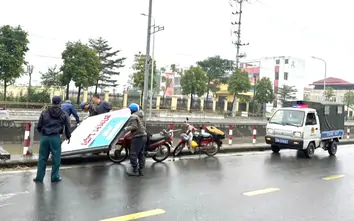 Hà Nội: Rà soát, xử lý vi phạm hành lang an toàn giao thông đường bộ