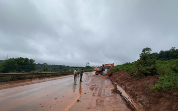 Vụ lật xe khách khiến 4 người tử vong ở Gia Lai: Đoạn đường tránh chưa được bàn giao