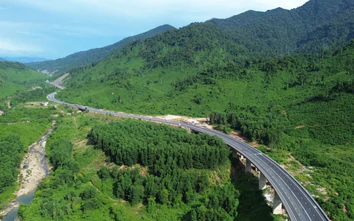 Cao tốc La Sơn - Hòa Liên thông tuyến 4 làn xe, tốc độ tối đa 60km/h