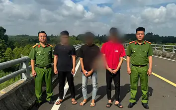 Xác định 4 thanh niên phun ném hạt, vỏ chôm chôm vào xe trên cao tốc Phan Thiết - Dầu Giây