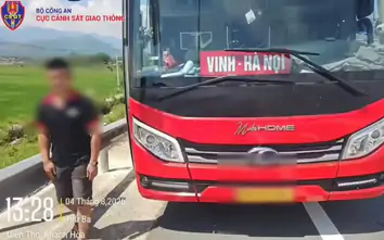 Xe khách chở quá 5 người trên cao tốc Cam Lâm - Vĩnh Hảo bị phạt 37,5 triệu đồng