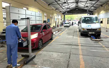 Xe khách cải tạo thành ô tô tải VAN, chu kỳ đăng kiểm có thay đổi?