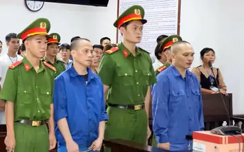 Tổ chức sử dụng trái phép ma túy, giang hồ mạng Tiến "bịp" lĩnh án 8 năm tù