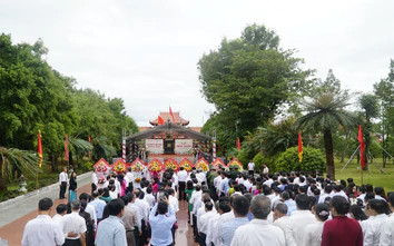 Linh thiêng lễ giỗ Hoàng đế Quang Trung - Nguyễn Huệ lần thứ 234