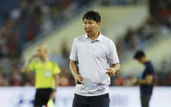 Bố HLV Kim Sang-sik qua đời