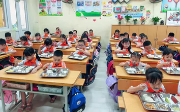 Thủ tướng yêu cầu tăng cường kiểm tra, bảo đảm chất lượng bữa ăn nội trú, bán trú