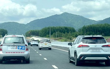 Xe tập lái gây cản trở giao thông, xử lý thế nào?