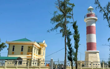 Chính thức vận hành trạm đèn biển Lạch Ghép