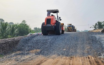 Cà Mau: Bàn giao 100% mặt bằng sạch, đường Phước Long - Ba Đình tăng tốc thi công