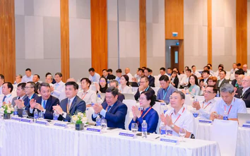 Cảng biển Việt Nam chuyển đổi xanh, kiến tạo mới hệ sinh thái hàng hải, logistics