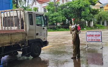 Ninh Bình cấm phương tiện qua đường tỉnh 477 ngập 0,5m do lũ sông Hoàng Long