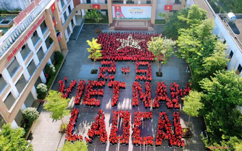 Tết Độc lập ở Tây Bắc thu hút hàng chục nghìn lượt du khách