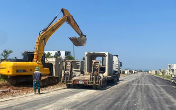 Xuyên lễ 2/9 trên những công trường giao thông ở Hà Tĩnh