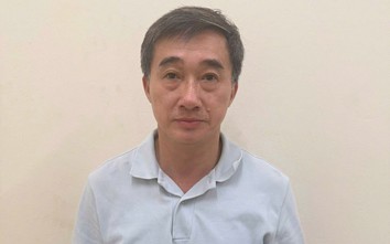 Thứ trưởng Bộ Y tế Trần Văn Thuấn bị khởi tố, bắt tạm giam