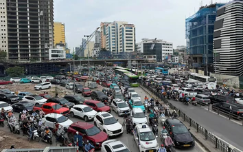 Hà Nội điều chỉnh tổ chức giao thông Vành đai 1 phục vụ thi công cầu vượt Nguyễn Chí Thanh