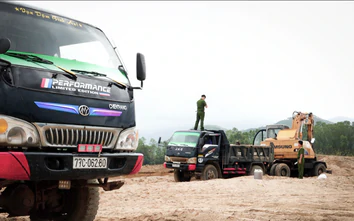Gia Lai tạm dừng khai thác cát lòng sông để ứng phó thiên tai