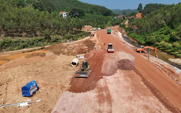 Tăng ca, tăng kíp quyết đưa đường nối khu công nghiệp Lạng Sơn về đích năm 2026
