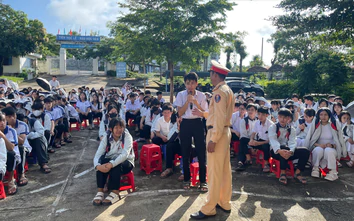 Gần 3.000 học sinh phía Tây Gia Lai được tuyên truyền giao thông đường bộ