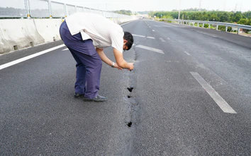 Cao tốc Biên Hòa - Vũng Tàu: Cắt bóc lớp bê tông nhựa, thảm lại mặt đường đoạn sông Buông