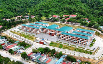 Trường PETROVIETNAM - Phong Thổ (Lai Châu) đón tiếng trống trường dưới mái trường mới