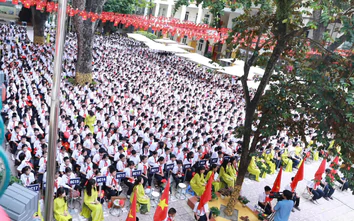 Học sinh Hà Nội hân hoan đón năm học mới, ngập tràn sắc màu ngày khai trường