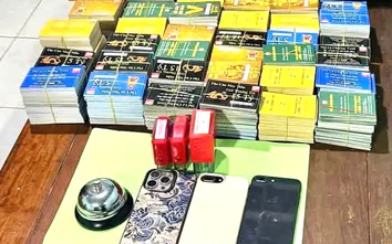 Phú Thọ: Triệt phá đường dây livestream bán “vé cào trúng thưởng” lừa đảo