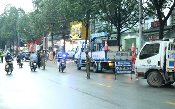 Đồng Nai: Xe bán tải lao sang làn đối diện, tài xế Grab tử vong sau va chạm