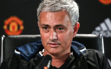 Tin nóng bóng đá tối 25/6: V-League bị lên án; Tâm thư cho Mourinho