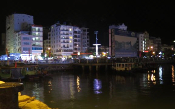 Du khách Anh chết bất thường trên tàu du lịch "chui" ở Cát Bà