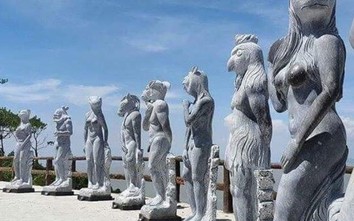 12 con giáp khỏa thân ở Hòn Dáu chưa từng được cấp phép