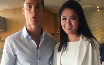 Ronaldo bất ngờ ôm eo Á hậu Thuỳ Dung