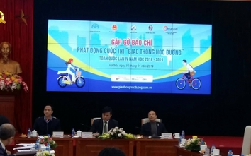 Thí sinh tham gia cuộc thi Giao thông học đường tăng chóng mặt