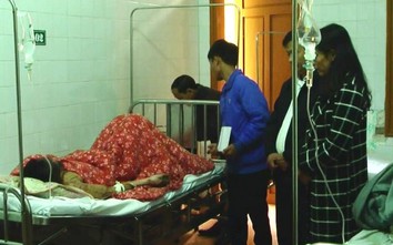 Mang thuốc súng kíp ra phơi, 2 người bị bỏng nặng