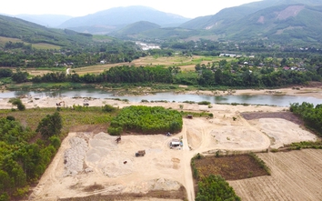 Quảng Ngãi: Cát tặc đang lộng hành ở Ba Tơ?