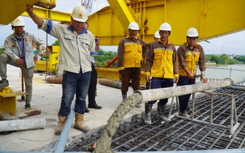 Hợp long cầu Bạch Đằng 2 nối liền hai tỉnh Đồng Nai - Bình Dương