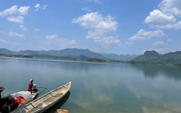 Quảng Bình: Cá chết bất thường tại hồ cấp nước sinh hoạt cho hơn 7.000 hộ dân