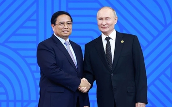 Thủ tướng dự lễ đón, chiêu đãi do Tổng thống Nga Vladimir Putin chủ trì
