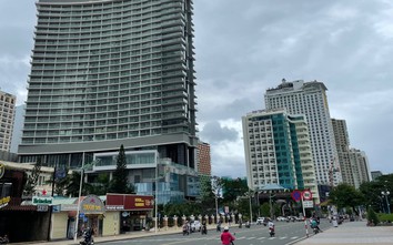 Một cú sụt đau, đại gia ngao ngán bên biệt thự biển triệu USD