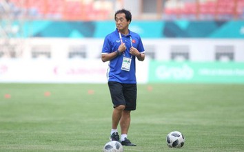 HLV Lee Young-jin tiếp tục công việc trợ lý cho HLV Park Hang-seo