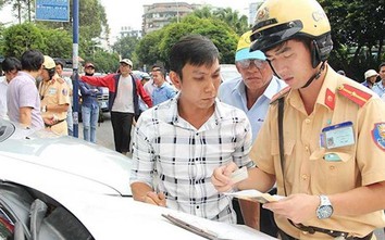 Quên không mang giấy phép lái xe bị xử phạt bao nhiêu?