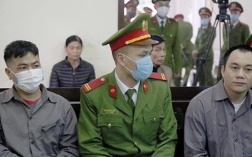 Tài xế Lê Ngọc Hoàng không nhận lỗi vụ xe Innova đi lùi trên cao tốc