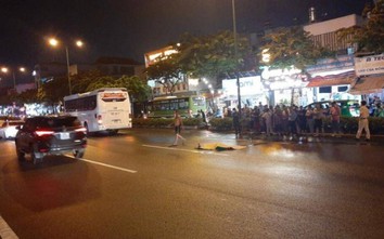 Băng qua đại lộ, người phụ nữ bị xe khách tông chết tại chỗ