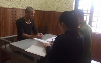 Khởi tố kẻ chém chú ruột nguy kịch ở Yên Bái