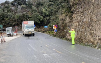 Lào Cai: Tuyết tan trên QL4D, dỡ lệnh cấm xe lưu thông