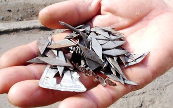 "Đinh tặc" tiếp tục hoành hành nhức nhối trên QL1 ngoại thành TP.HCM