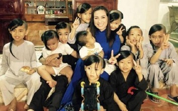 Báo Hàn viết về tấm lòng nhân ái của Phi Nhung và tuyên bố của Hoàng Kiều