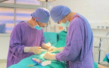 Đi cắt bao quy đầu, cụ ông 72 tuổi phát hiện mắc ung thư dương vật
